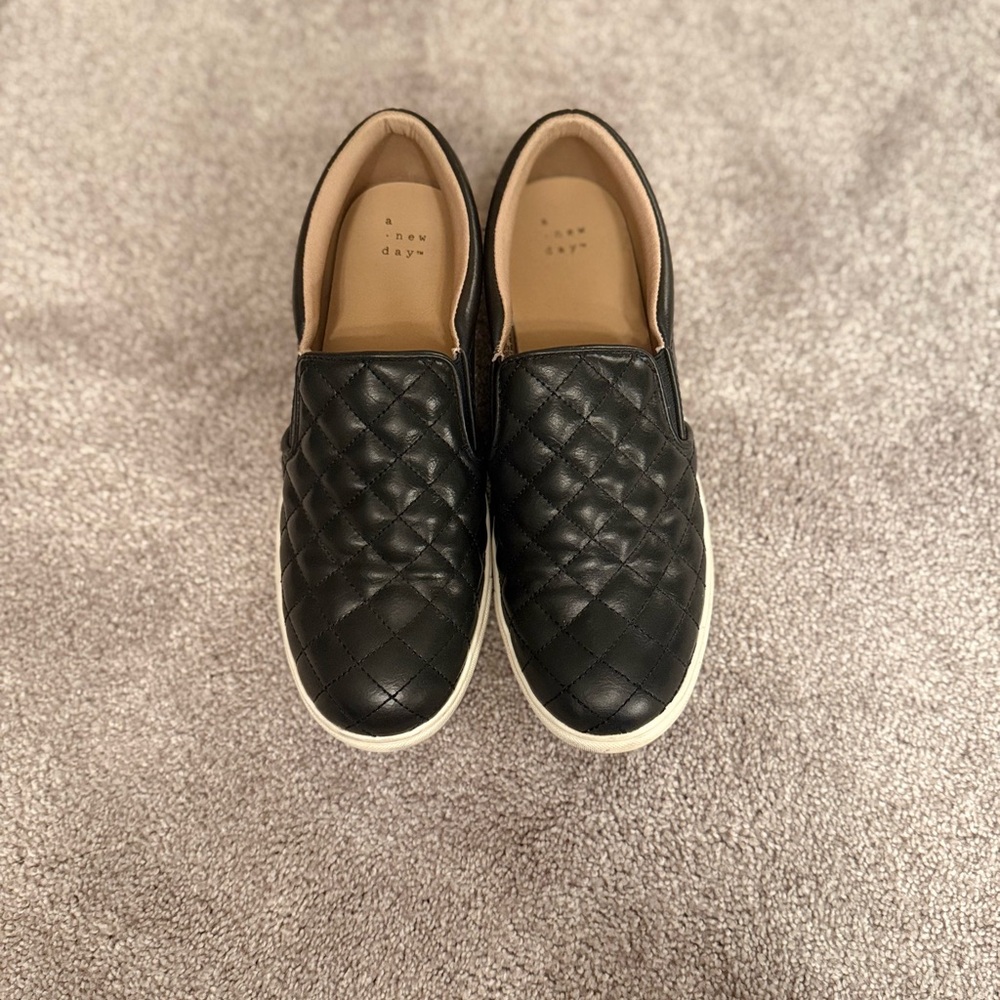Faux leather sneakers. Black. Size 9.